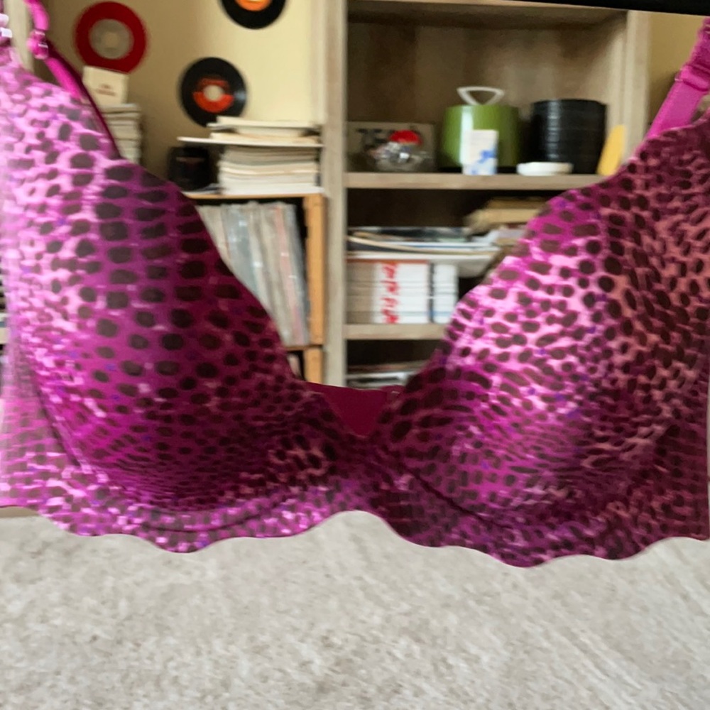 VS deep V
